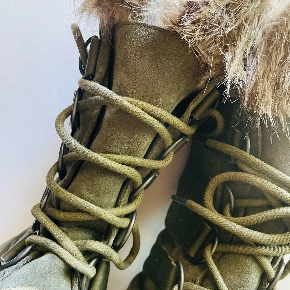 Sorel size 10